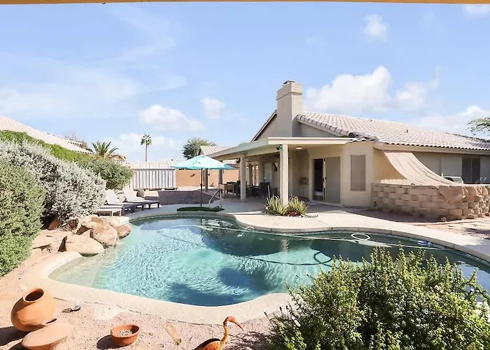 Palms Of Paradise Oasis Holiday home Peoria