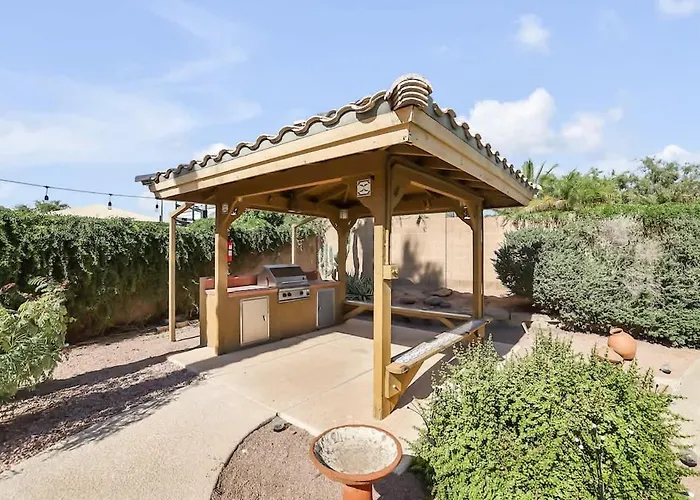 Palms Of Paradise Oasis * Peoria