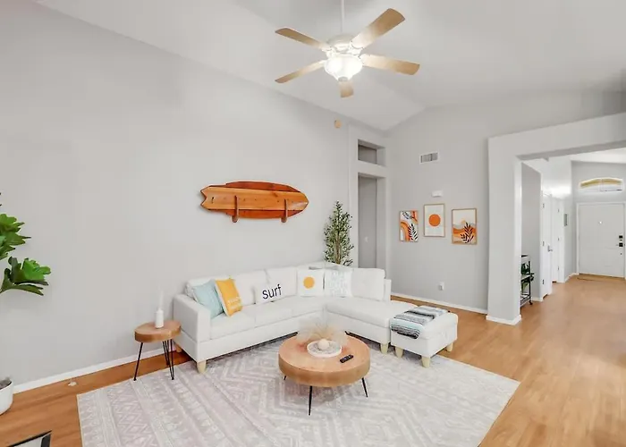 Palms Of Paradise Oasis Holiday home Peoria