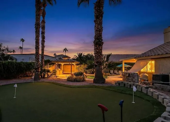 Palms Of Paradise Oasis *